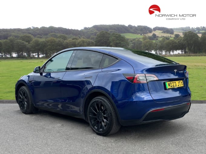 2025 Tesla Model Y