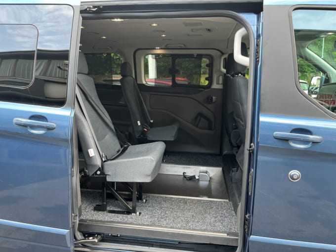 2025 Ford Tourneo Custom