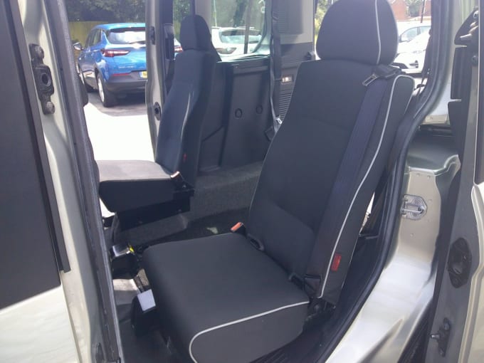 2025 Ford Tourneo Connect