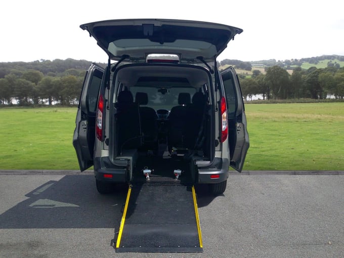2025 Ford Tourneo Connect
