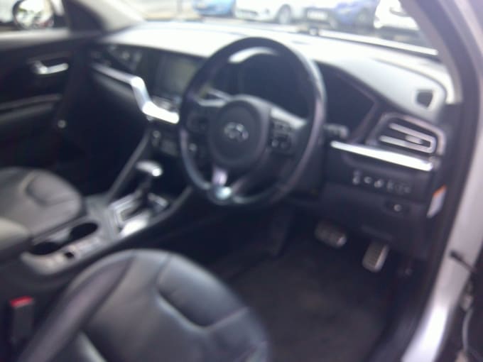 2025 Kia Niro