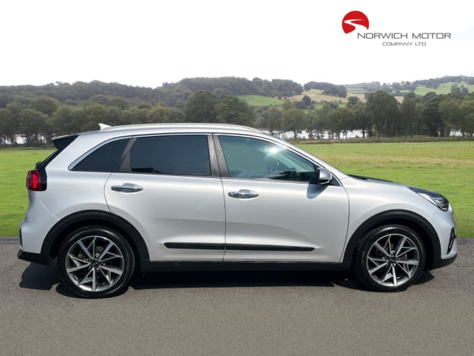 2025 Kia Niro