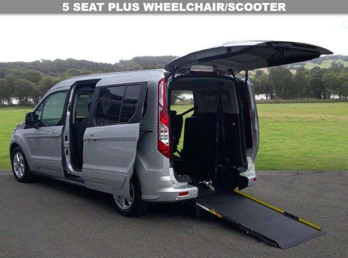 2025 Ford Grand Tourneo Connect