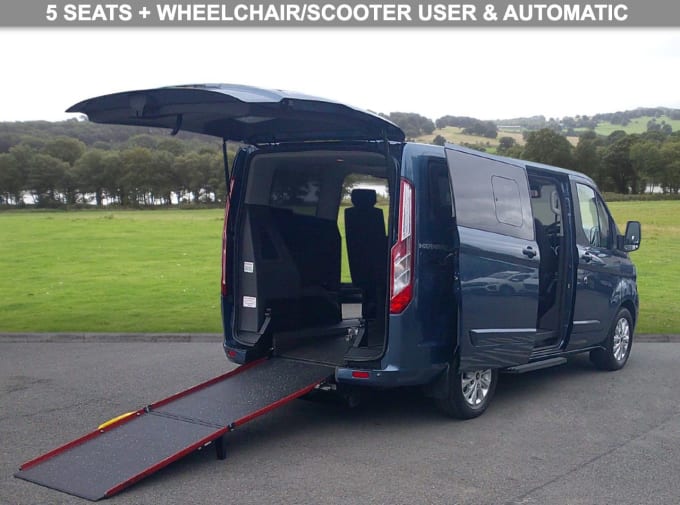 2025 Ford Tourneo Custom