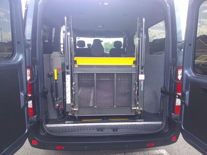 2025 Renault Master