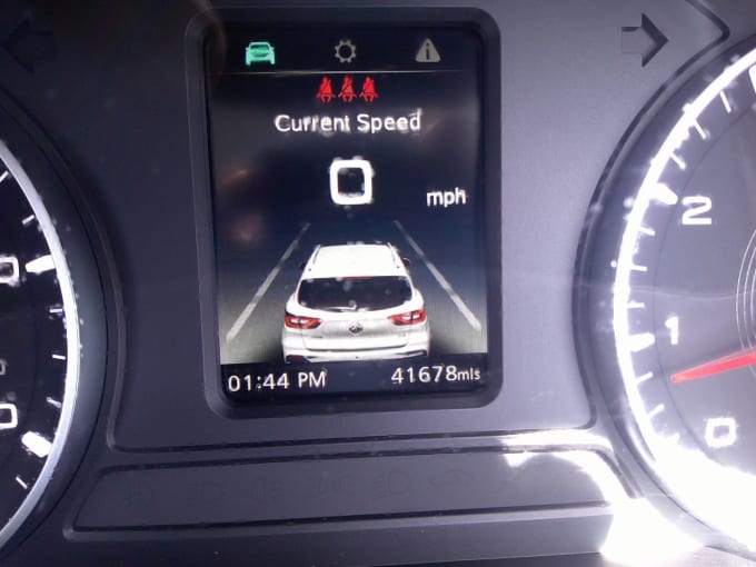 2025 Mg Mg Zs