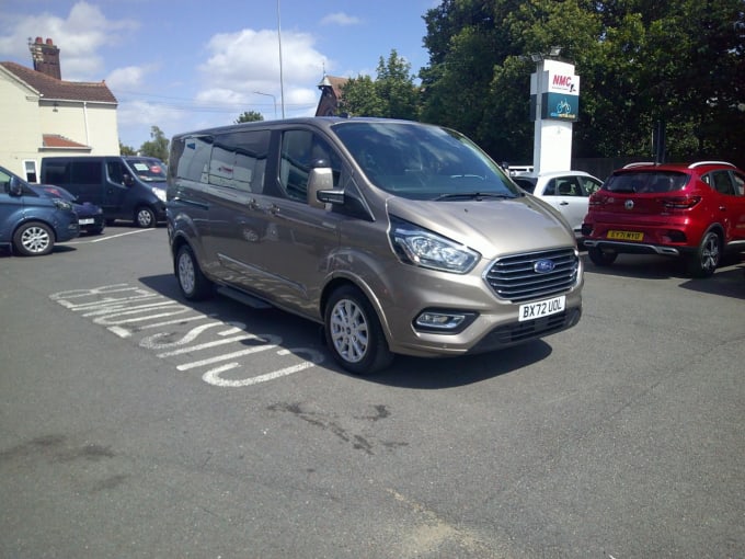 2025 Ford Tourneo Custom