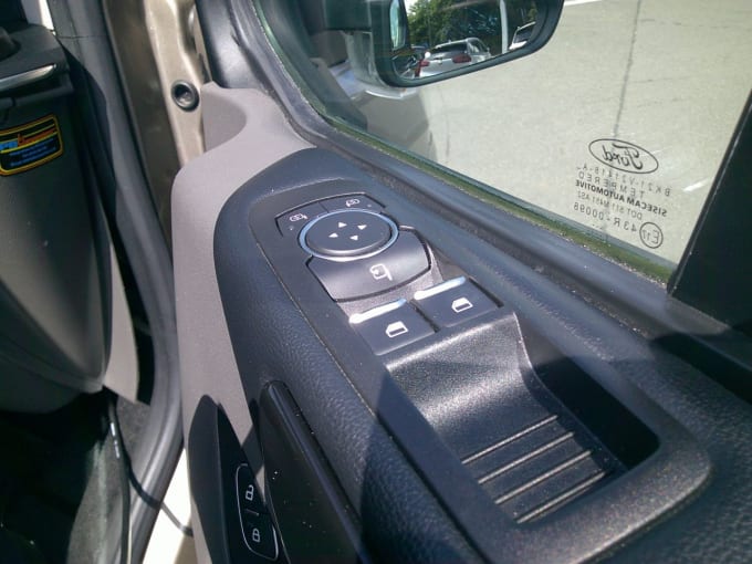 2025 Ford Tourneo Custom