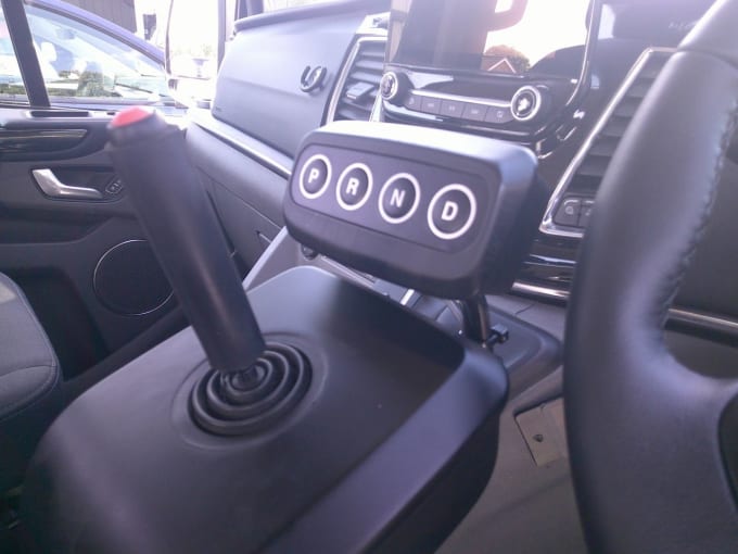 2025 Ford Tourneo Custom