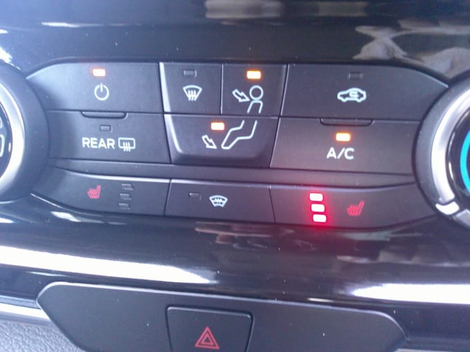 2025 Ford Tourneo Custom