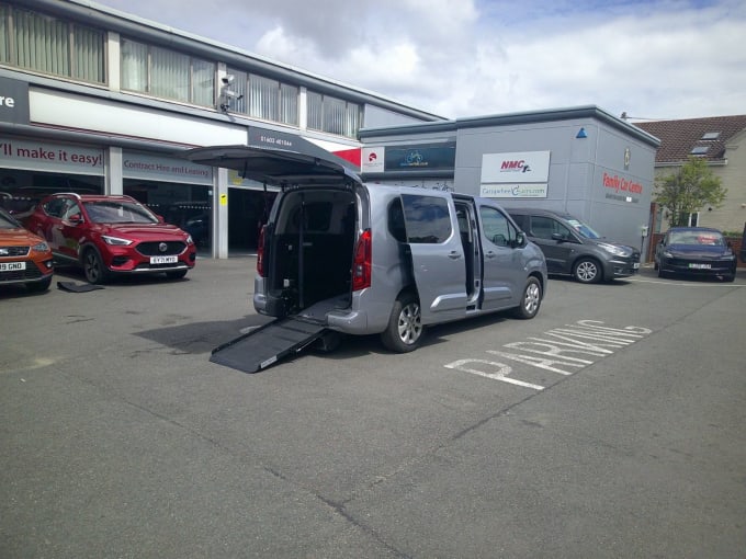 2025 Vauxhall Combo Life