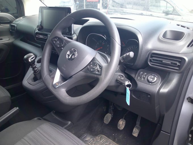 2025 Vauxhall Combo Life