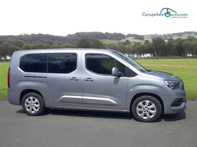 2025 Vauxhall Combo Life