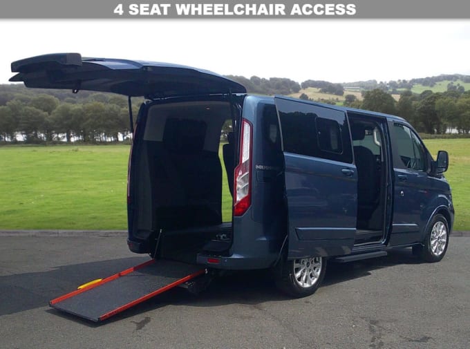 2025 Ford Tourneo Custom