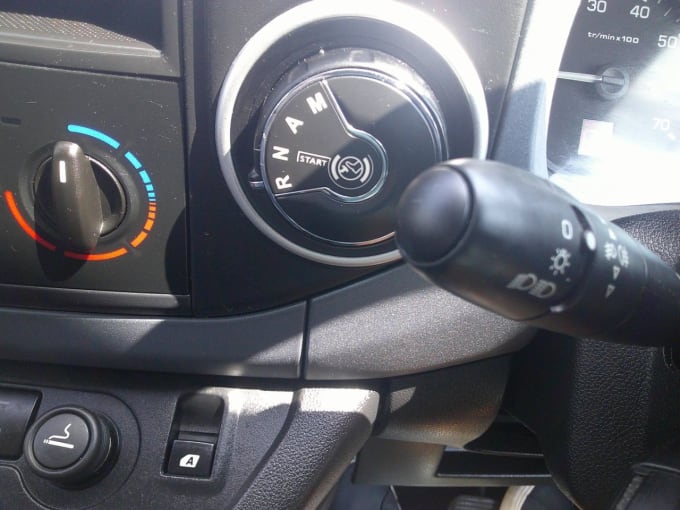 2025 Peugeot Partner Tepee