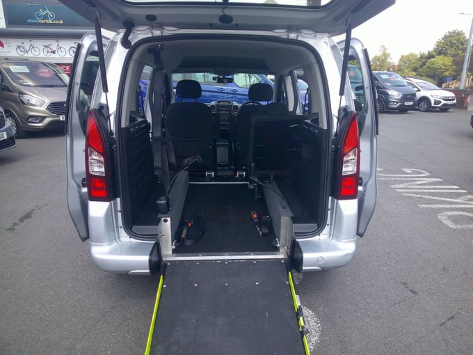 2025 Peugeot Partner Tepee