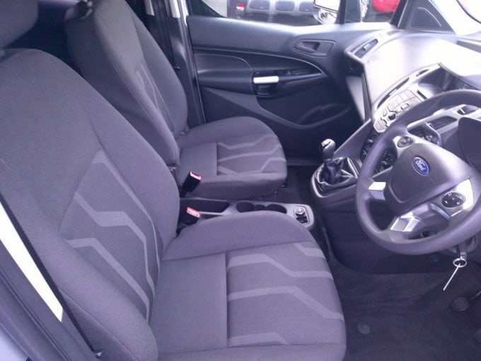 2025 Ford Tourneo Connect