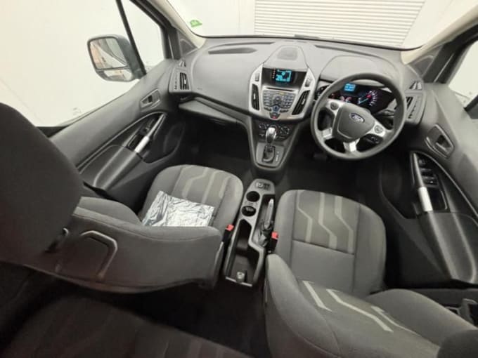 2025 Ford Grand Tourneo Connect