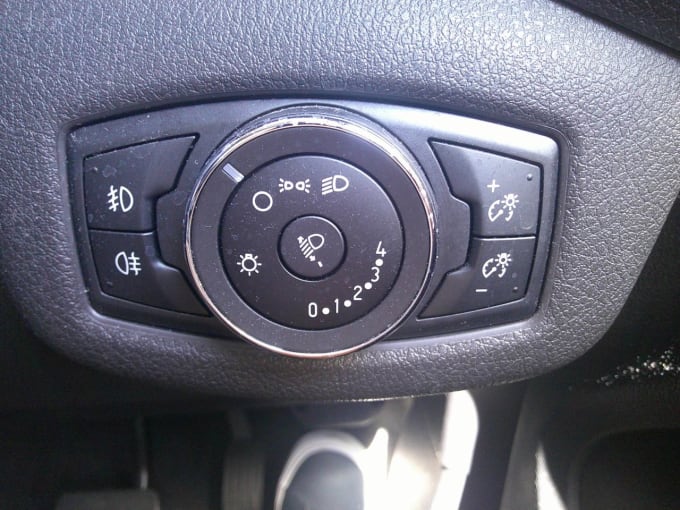 2025 Ford Grand Tourneo Connect