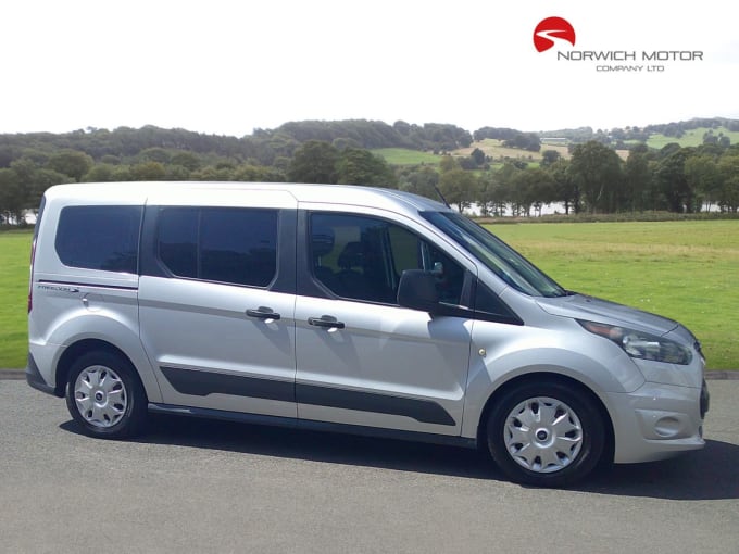 2025 Ford Grand Tourneo Connect