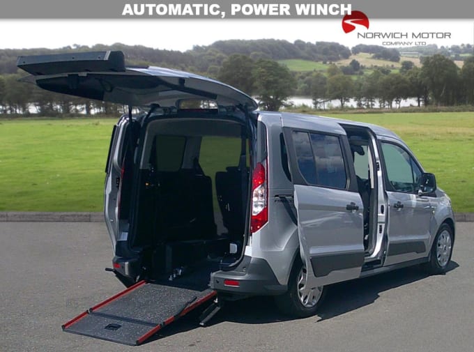 2025 Ford Grand Tourneo Connect