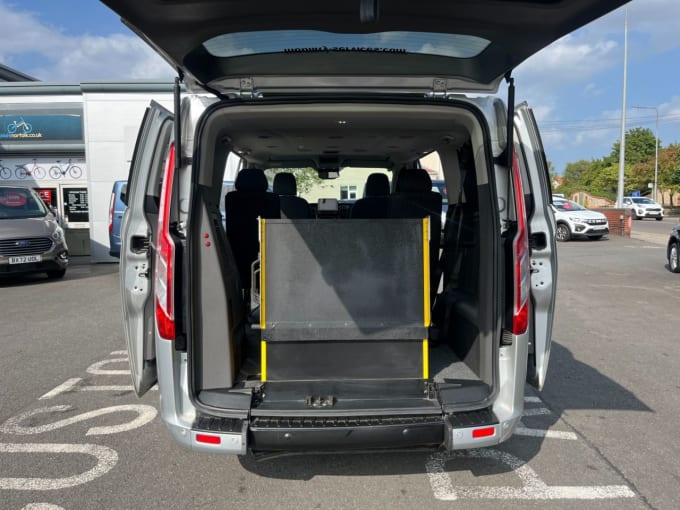 2025 Ford Tourneo Custom