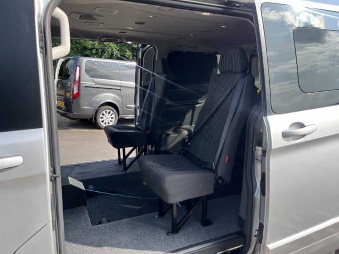 2025 Ford Tourneo Custom