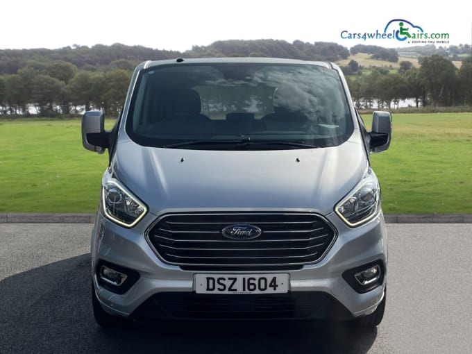 2025 Ford Tourneo Custom