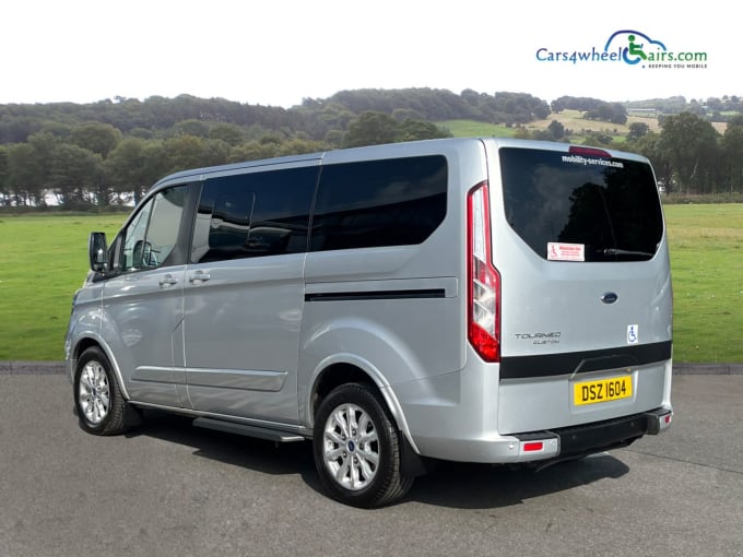 2025 Ford Tourneo Custom