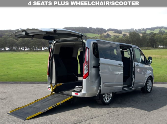 2025 Ford Tourneo Custom