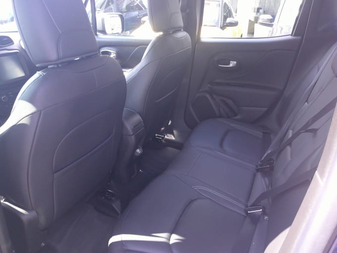 2025 Jeep Renegade