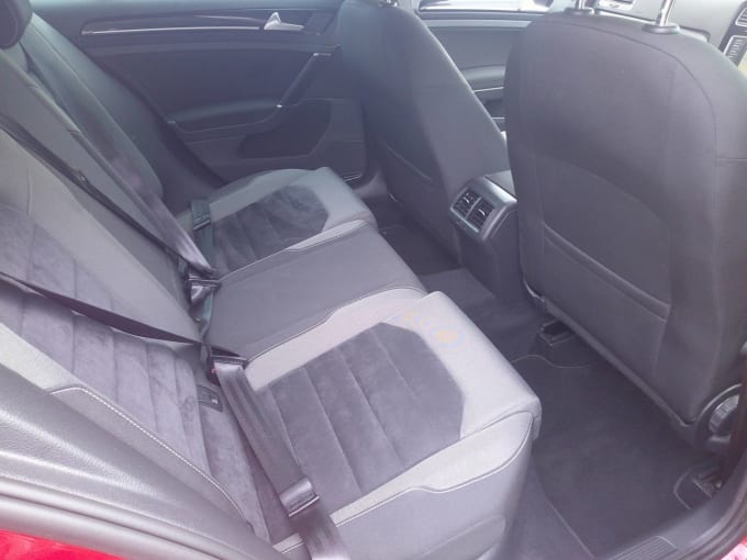 2025 Volkswagen Golf