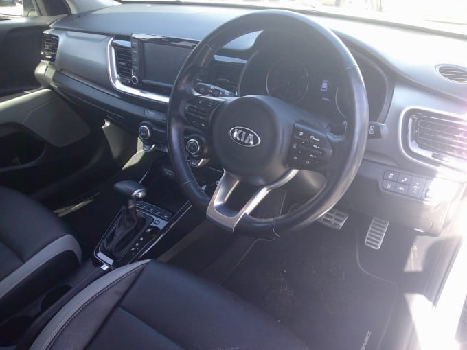 2025 Kia Stonic