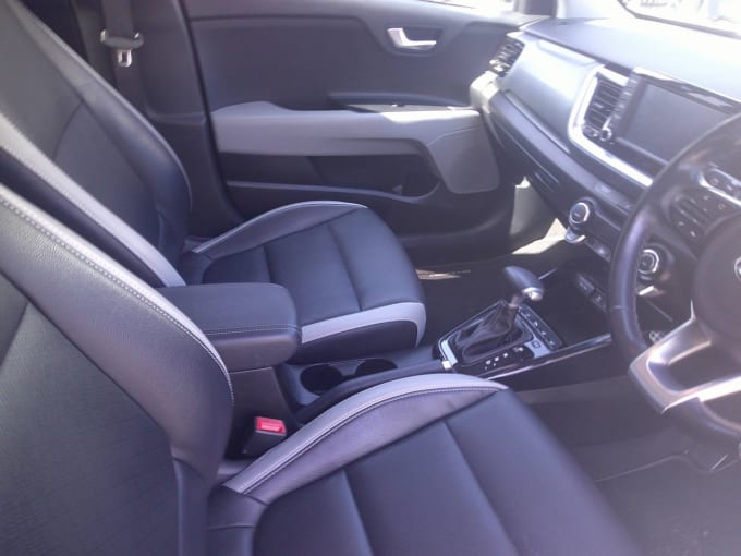 2025 Kia Stonic