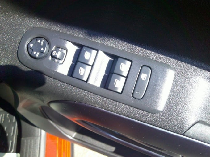 2025 Peugeot Rifter