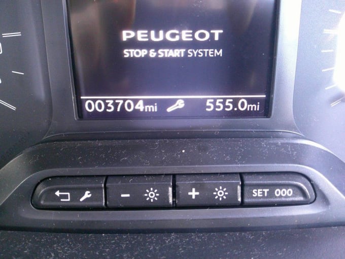 2025 Peugeot Rifter