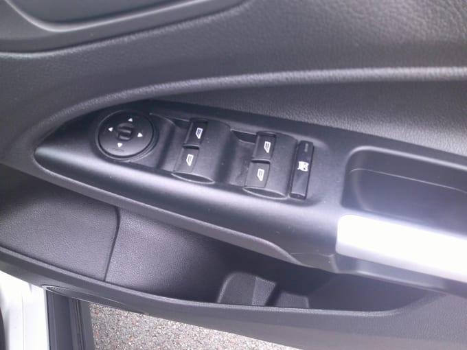 2025 Ford Grand Tourneo Connect
