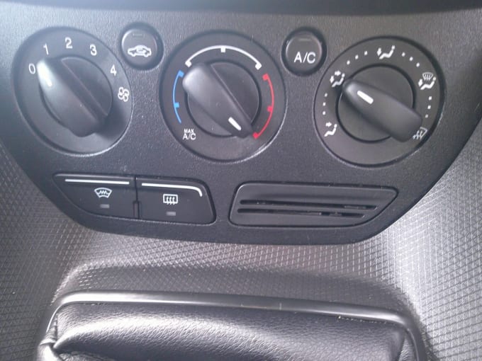 2025 Ford Grand Tourneo Connect