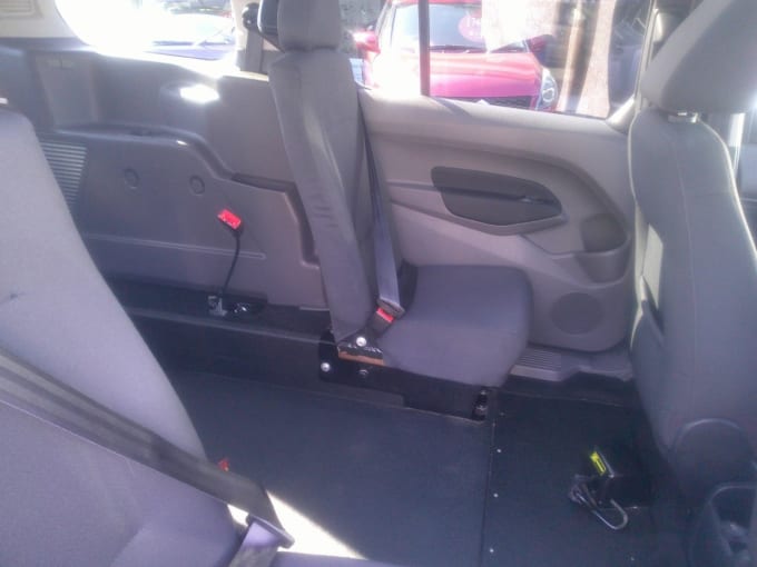 2025 Ford Grand Tourneo Connect