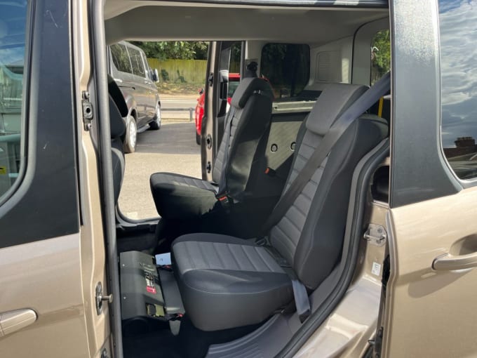 2025 Ford Tourneo Connect