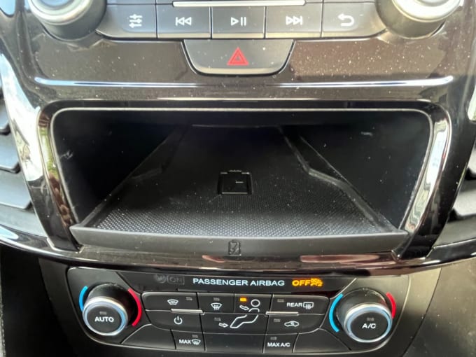 2025 Ford Tourneo Connect