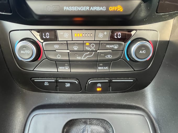 2025 Ford Tourneo Connect