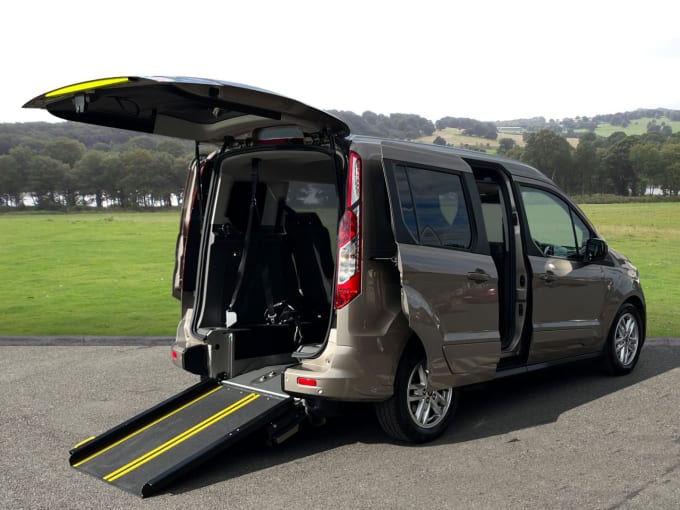 2025 Ford Tourneo Connect