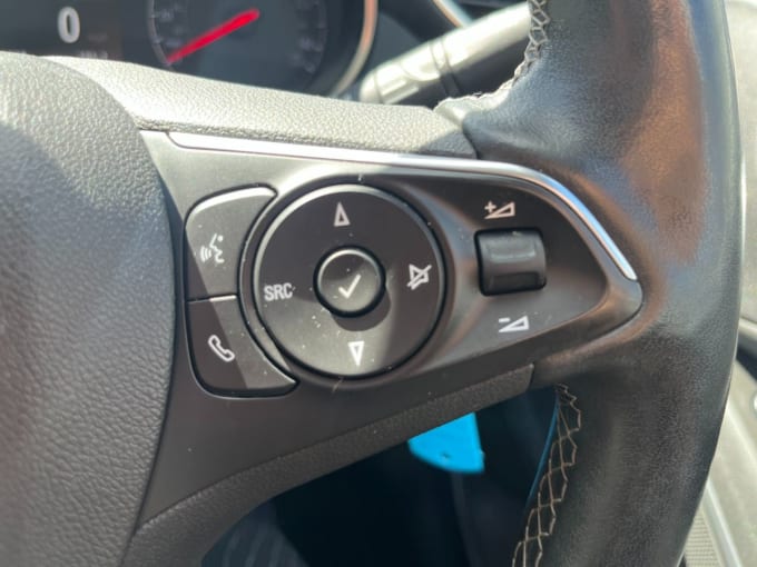 2025 Vauxhall Crossland