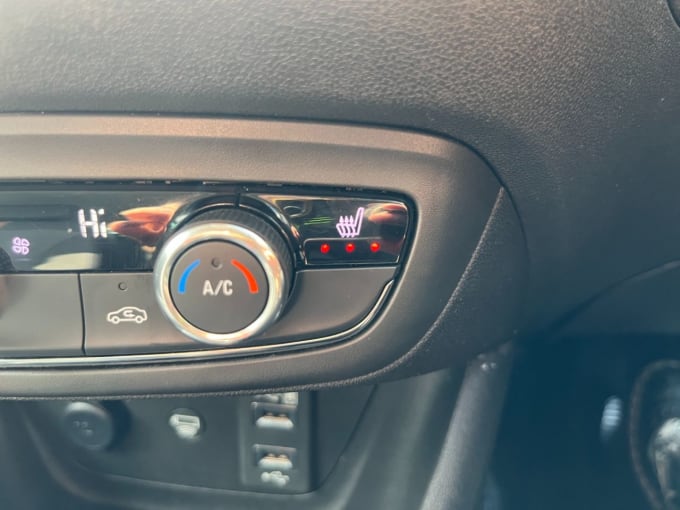 2025 Vauxhall Crossland