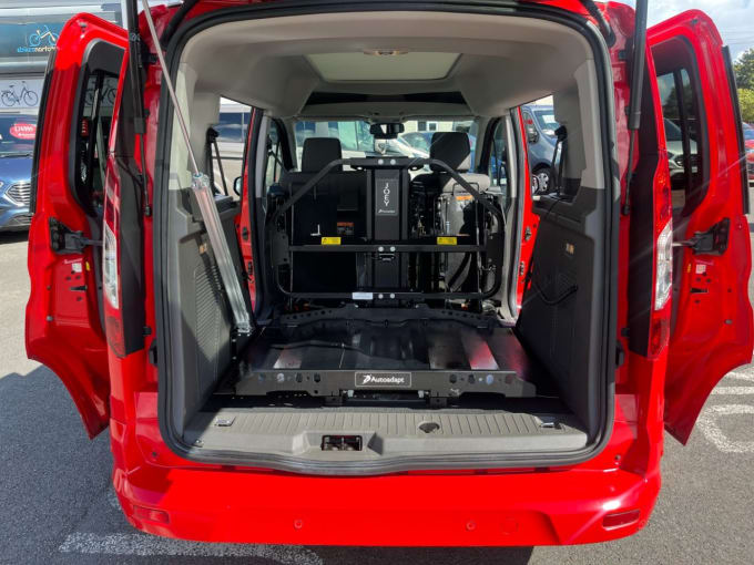 2025 Ford Tourneo Connect
