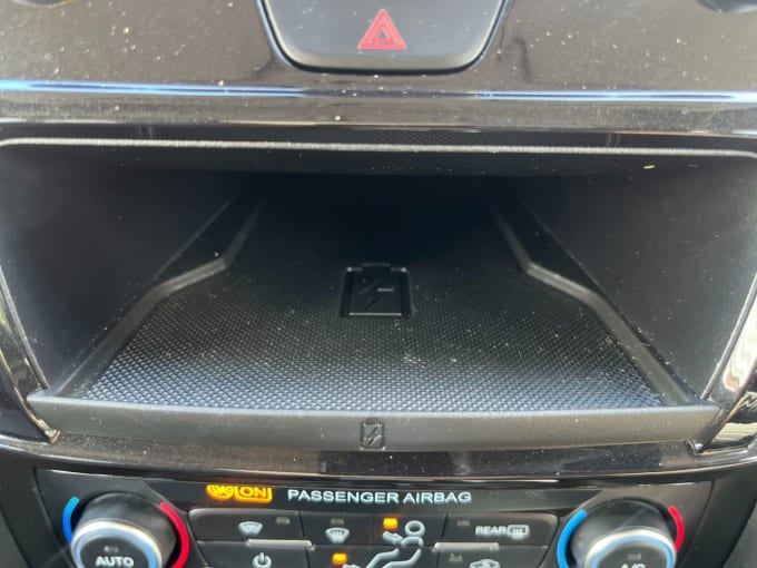 2025 Ford Tourneo Connect