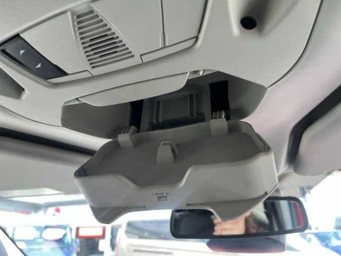 2025 Ford Tourneo Connect