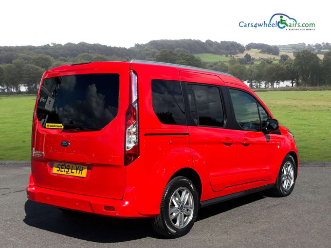 2025 Ford Tourneo Connect