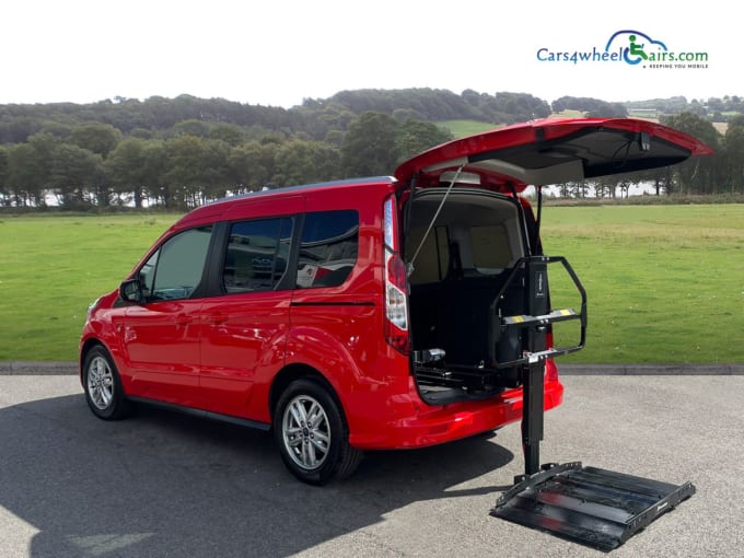 2025 Ford Tourneo Connect